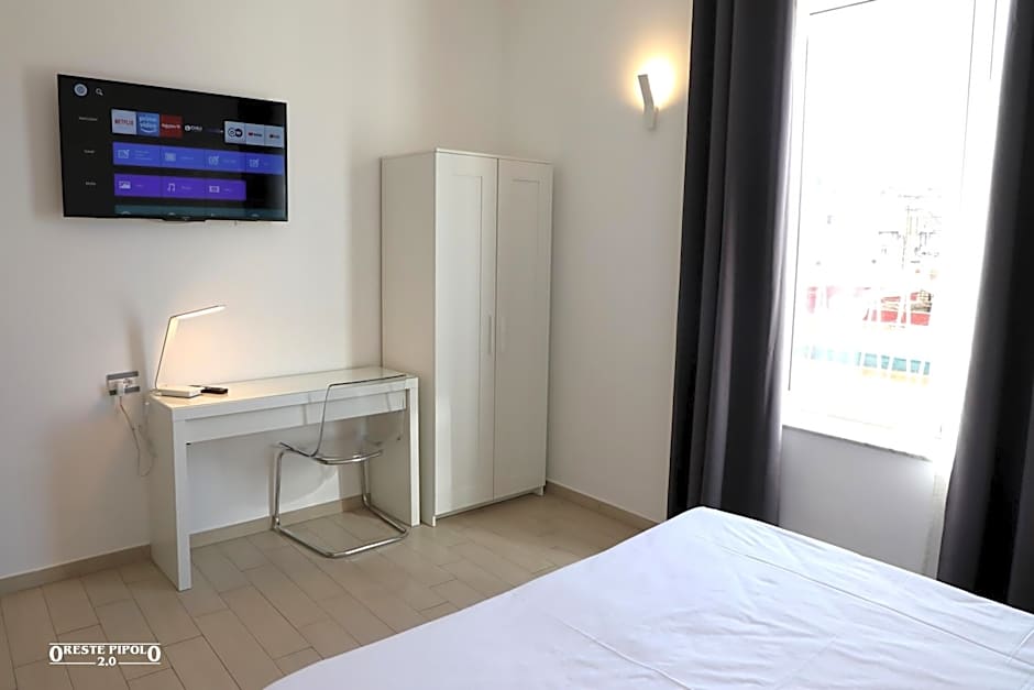 Up Hotel