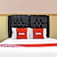 OYO Life 92593 Penginapan Sultan Haji 1