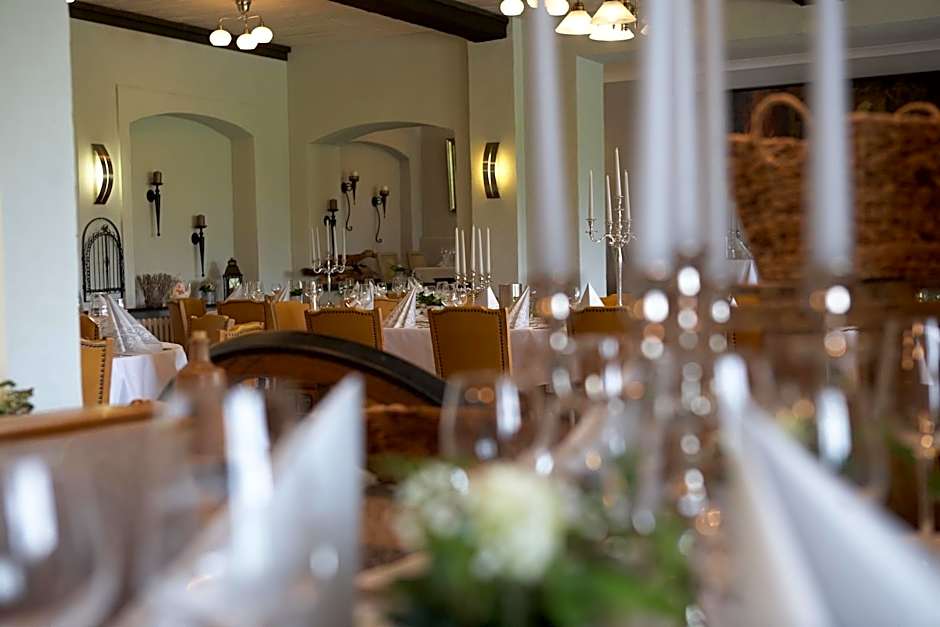 Hotel Zur Burg Sternberg