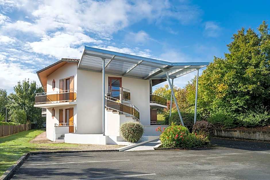 Sure Hotel by Best Western Saintes