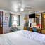 Love Hotels Silver Street by OYO at Hurley WI