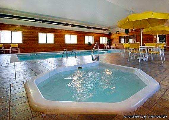 Yellowstone River Inn & Suites
