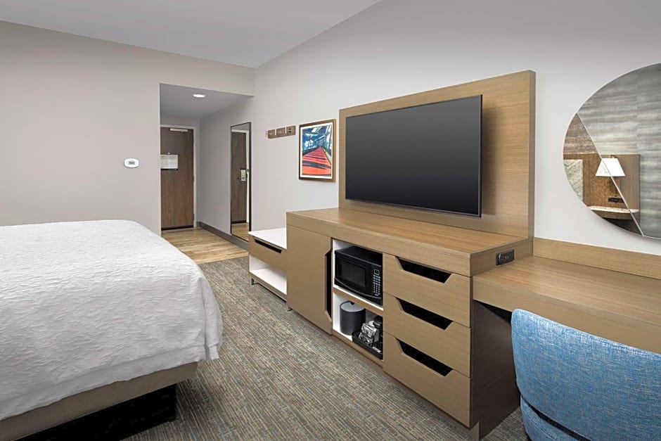 Hampton Inn By Hilton Boston Logan Airport Chelsea