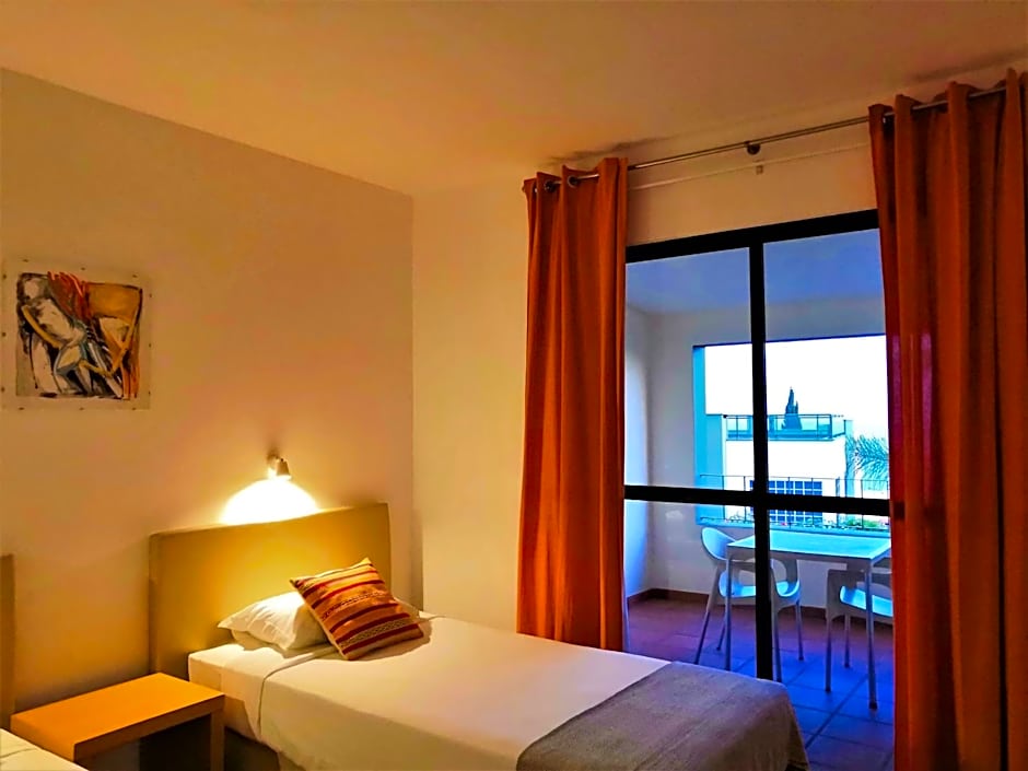 Apartamentos Quinta Mae dos Homens