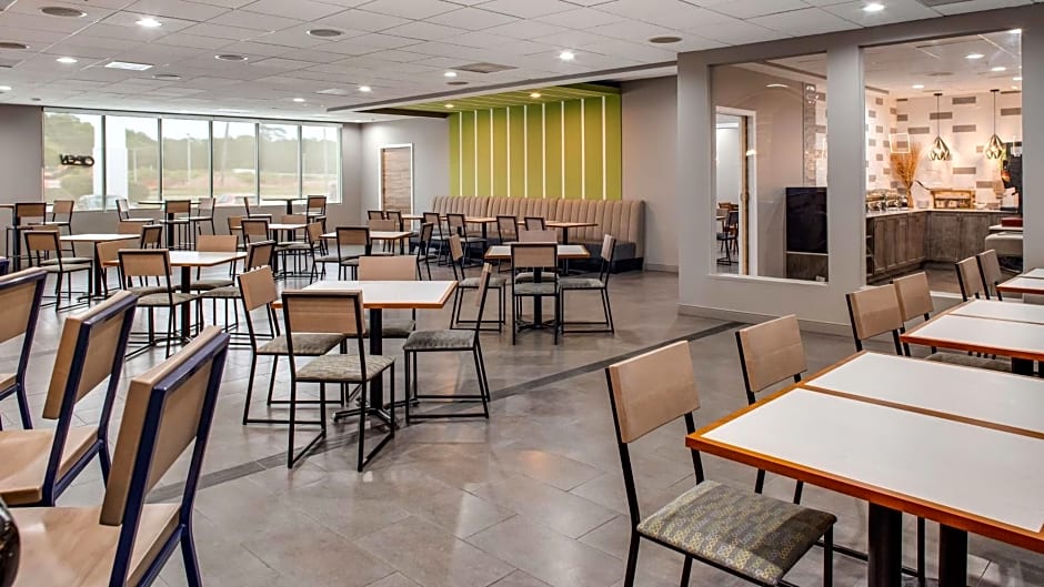 Best Western Premier Richmond City Gateway