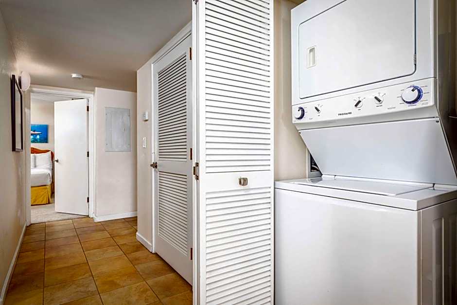 Aston Kona By The Sea