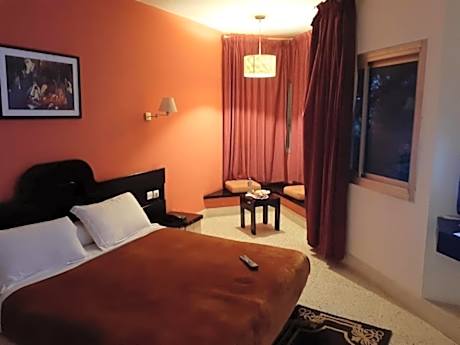 HOTEL CONTINENTAL Khénifra