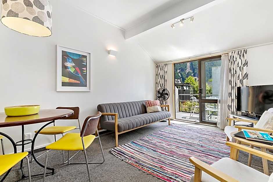 Amity Serviced Apartments