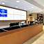 Clarion Lakeside Inn & Conference Centre