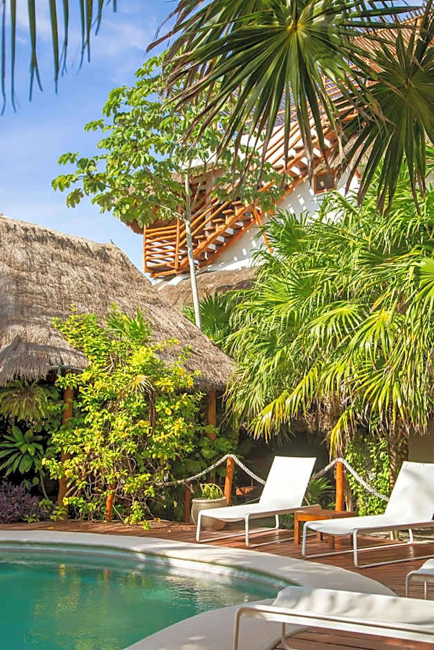 Holbox Deluxe Apartments