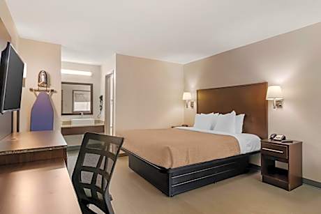 King Suite - Non Smoking