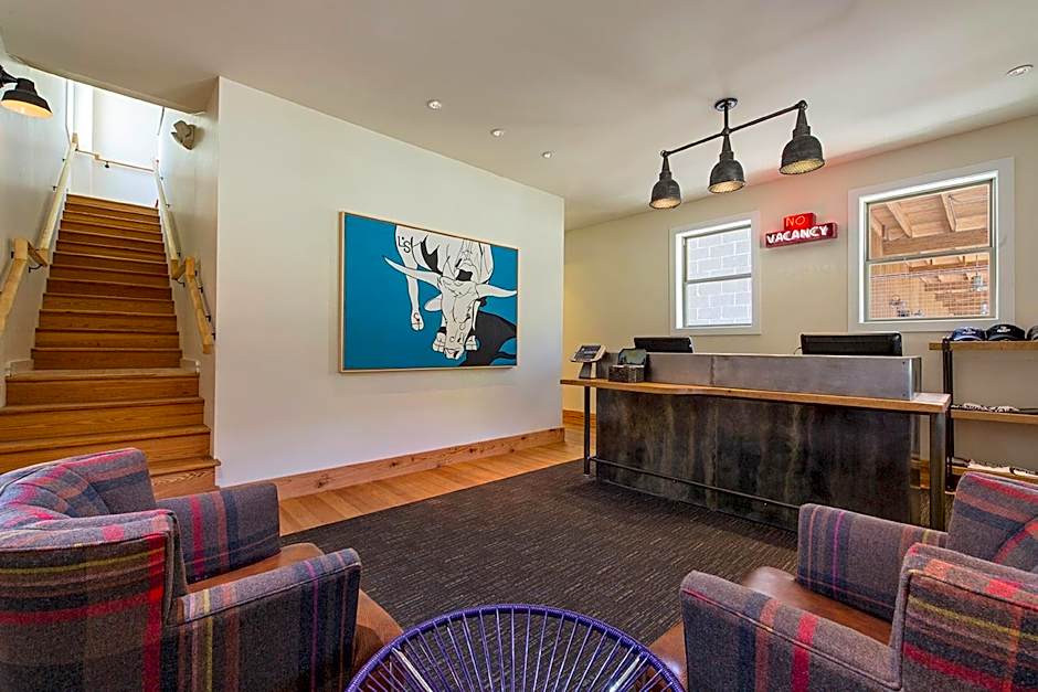 Lone Star Court, by Valencia Hotel Group