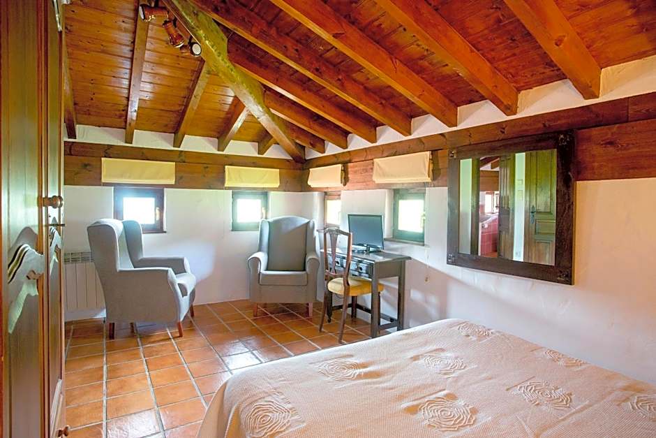 Photo 1 of 11 of Double Room