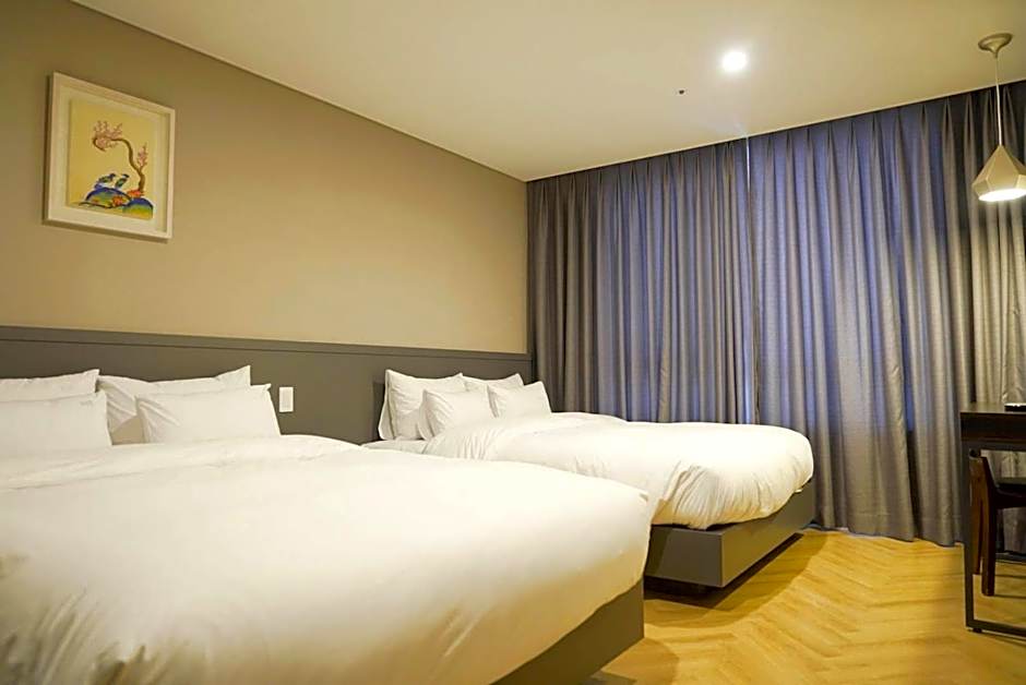 Hotel Daoom