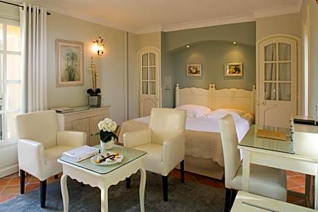 Classic Double or Twin Room