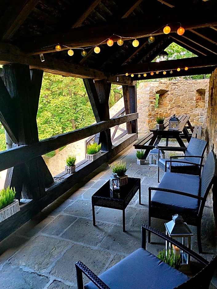 Hotel Przy Oślej Bramie - Zamek Książ