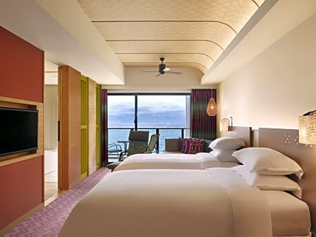 South Tower Twin Room with Ocean View - Non-Smoking