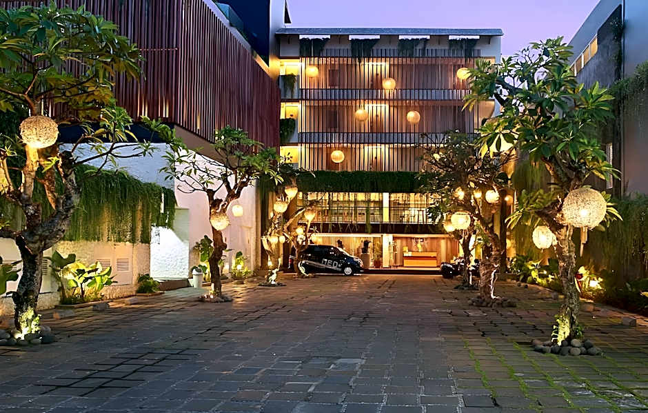 Hotel NEO+ Kuta Legian by ASTON
