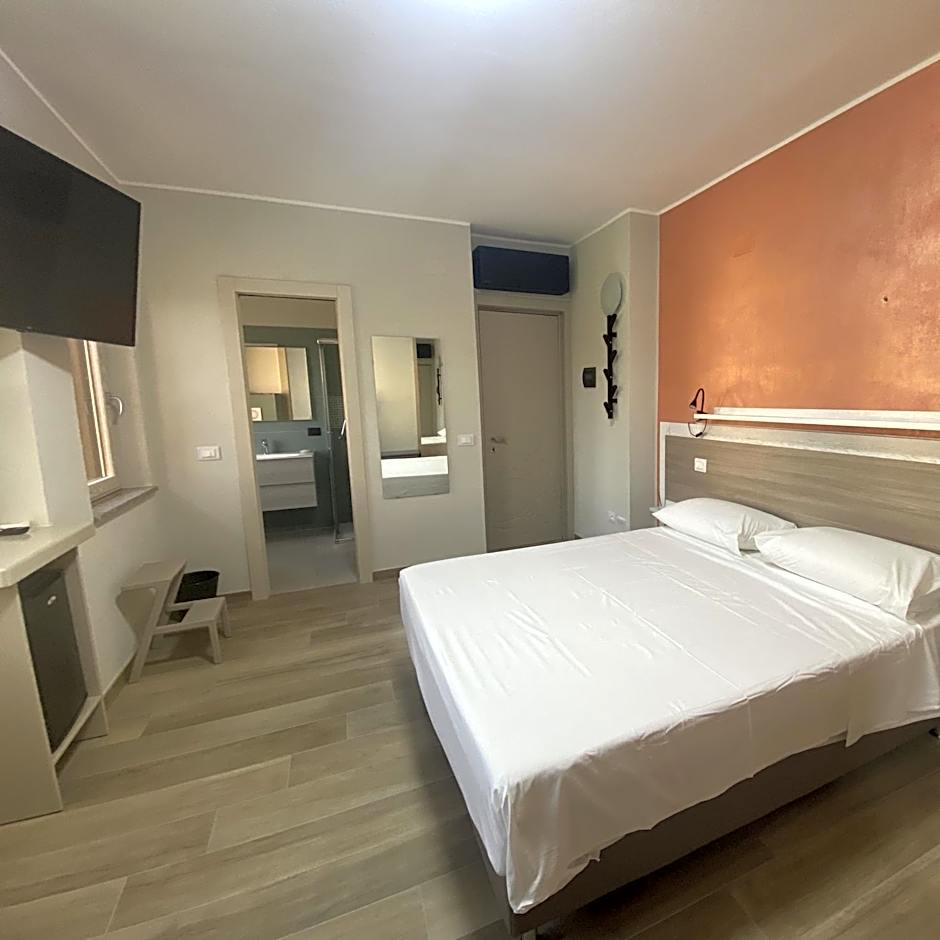 Photo 1 of 15 of Double Room
