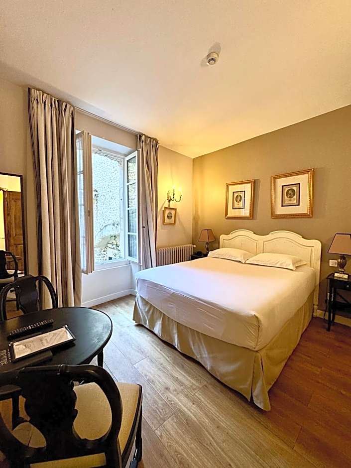 Hotel Du Midi
