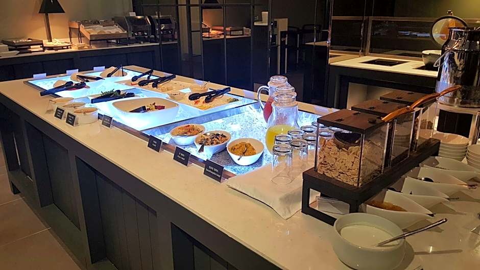 SR Suites Pangyo