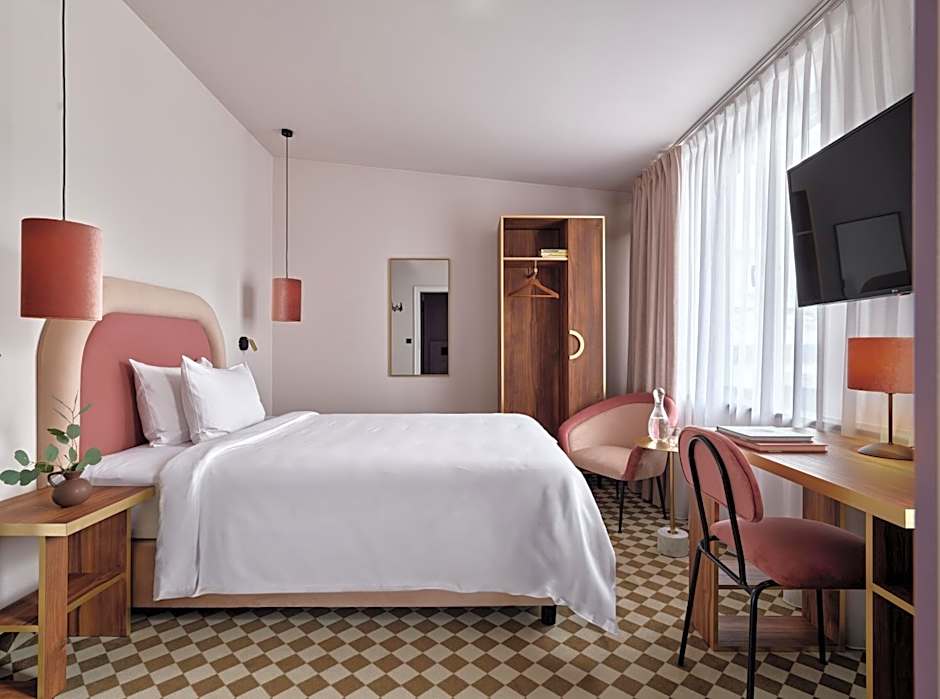 Hotel Pietryna