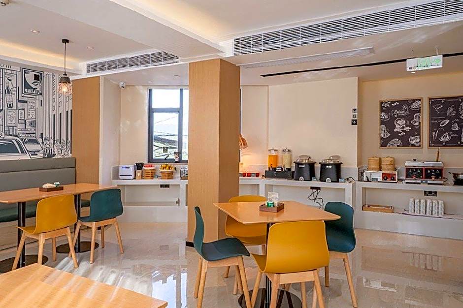 City Comfort Inn Wuzhou Cangwu County Bus Station