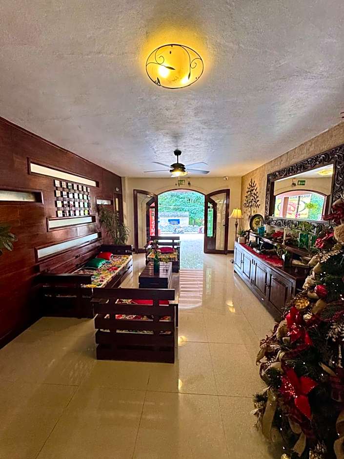 El Zaguán Colonial by GuruHotel