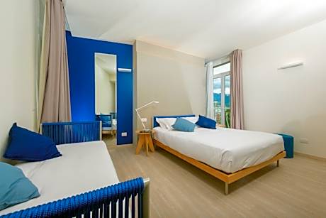 Deluxe Triple Room with Balcony