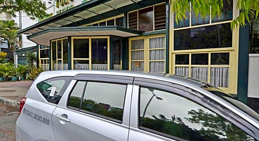 Whiz Prime Hotel Basuki Rahmat Malang