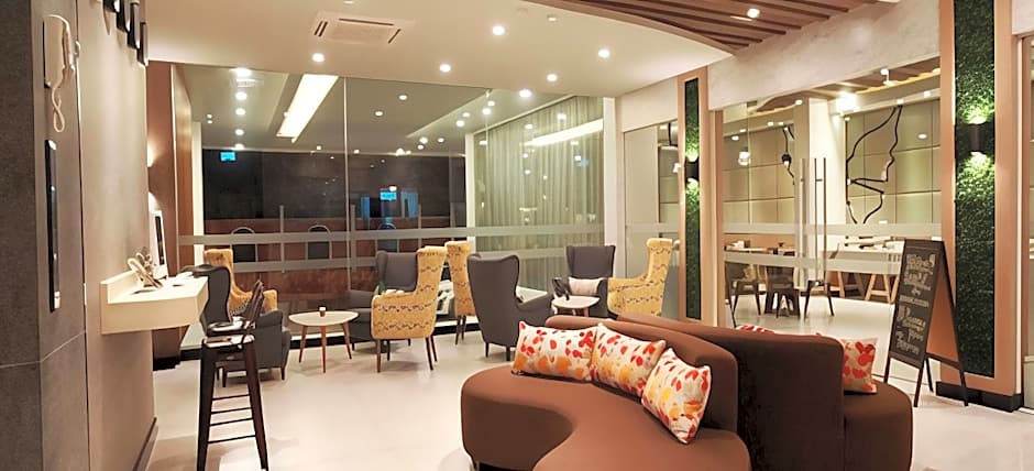 LEVANA PATTAYA HOTEL