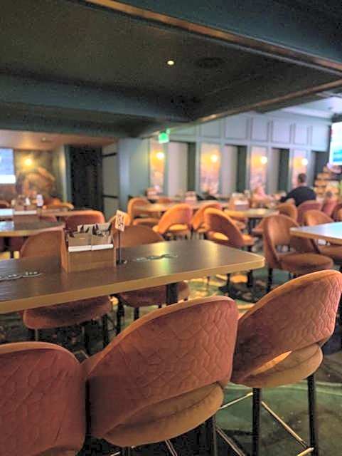 The Queens Gladstone