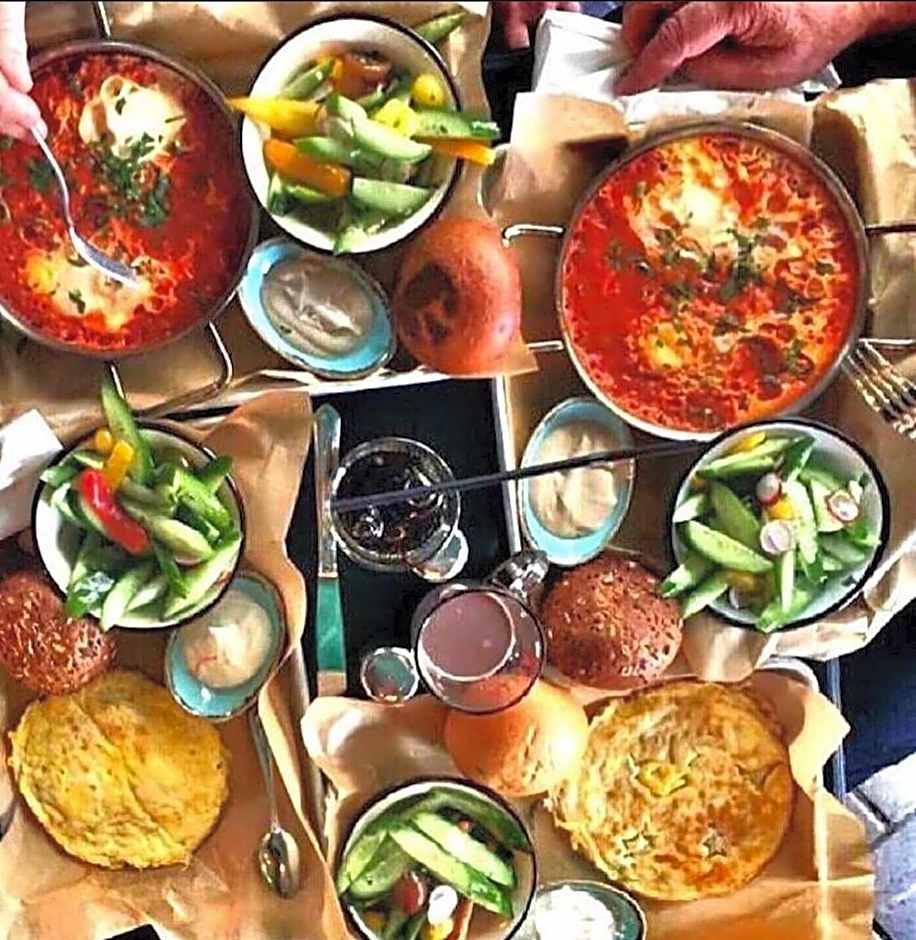 Casa Suzanna Tel-Aviv קאסה סוזנה נחלת בנימין