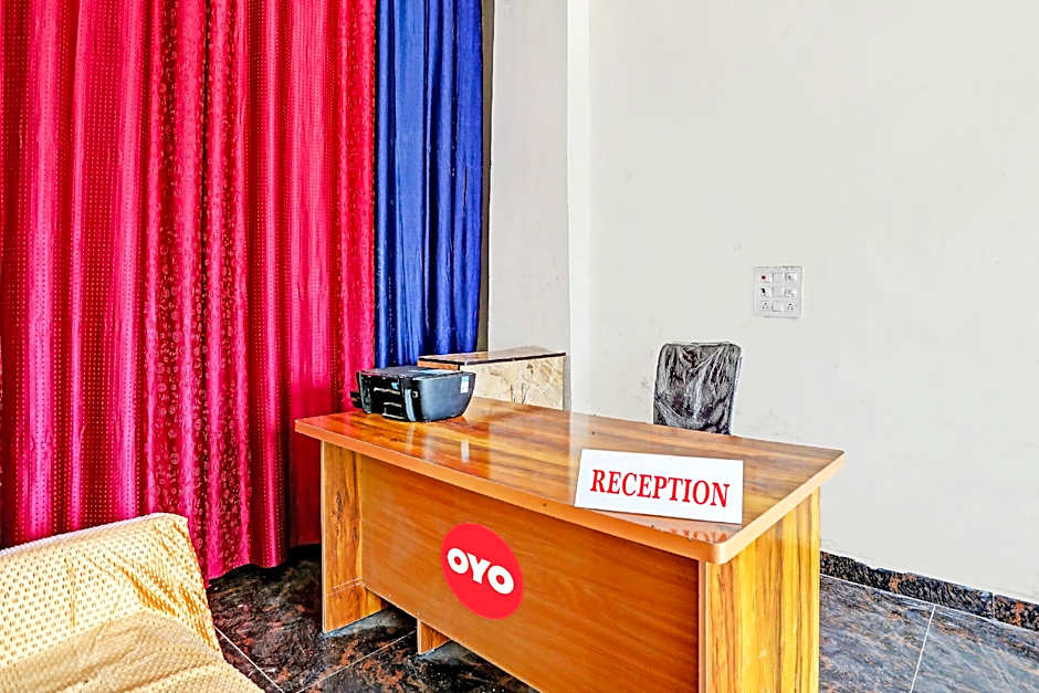 Hotel O Expressway Inn