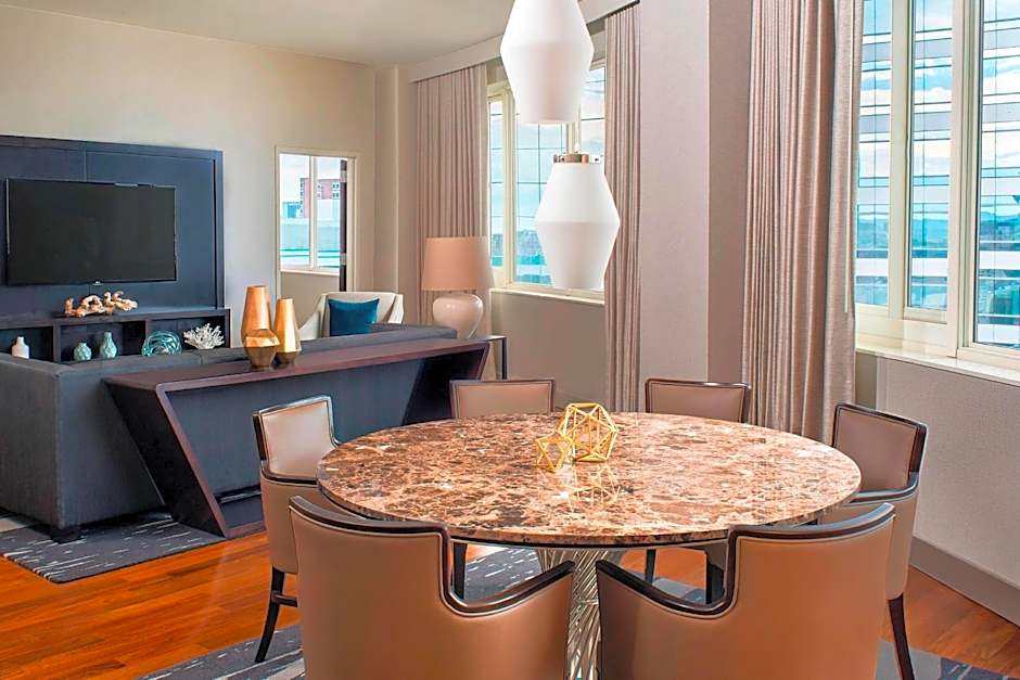 The Westin Jersey City Newport