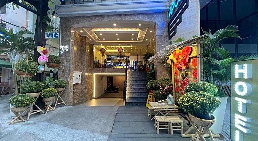 APOLLO AIRPORT HOTEL