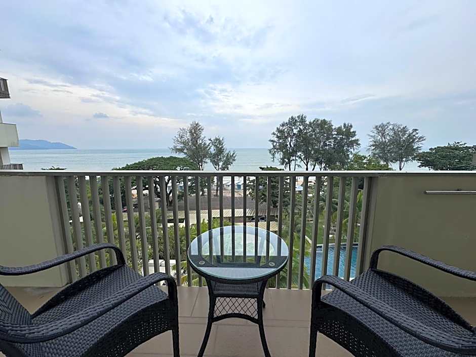 By The Sea Direct Seaview n Pool view#B53