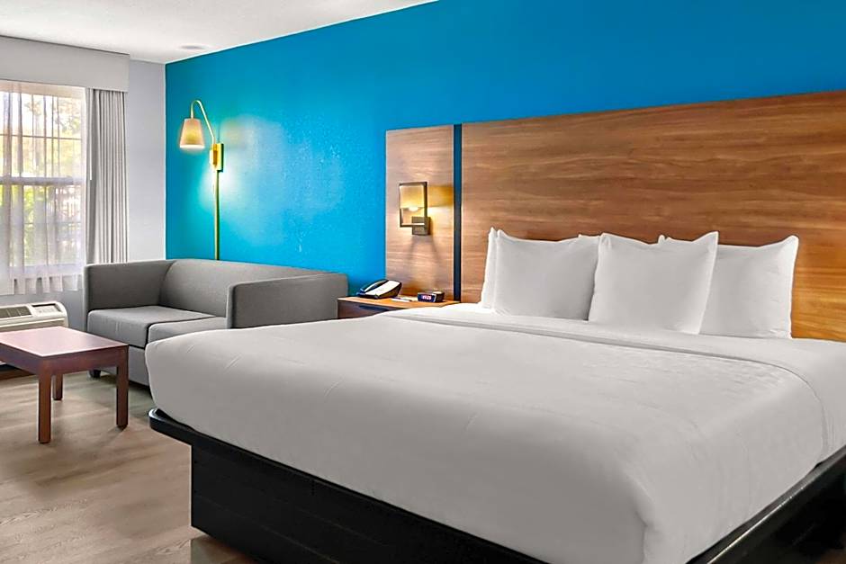 Clarion Inn Falls Church-Arlington