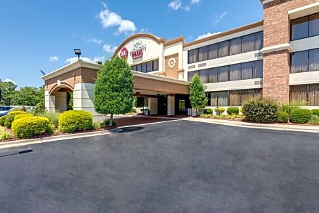 Best Western Plus Charlotte Matthews Hotel