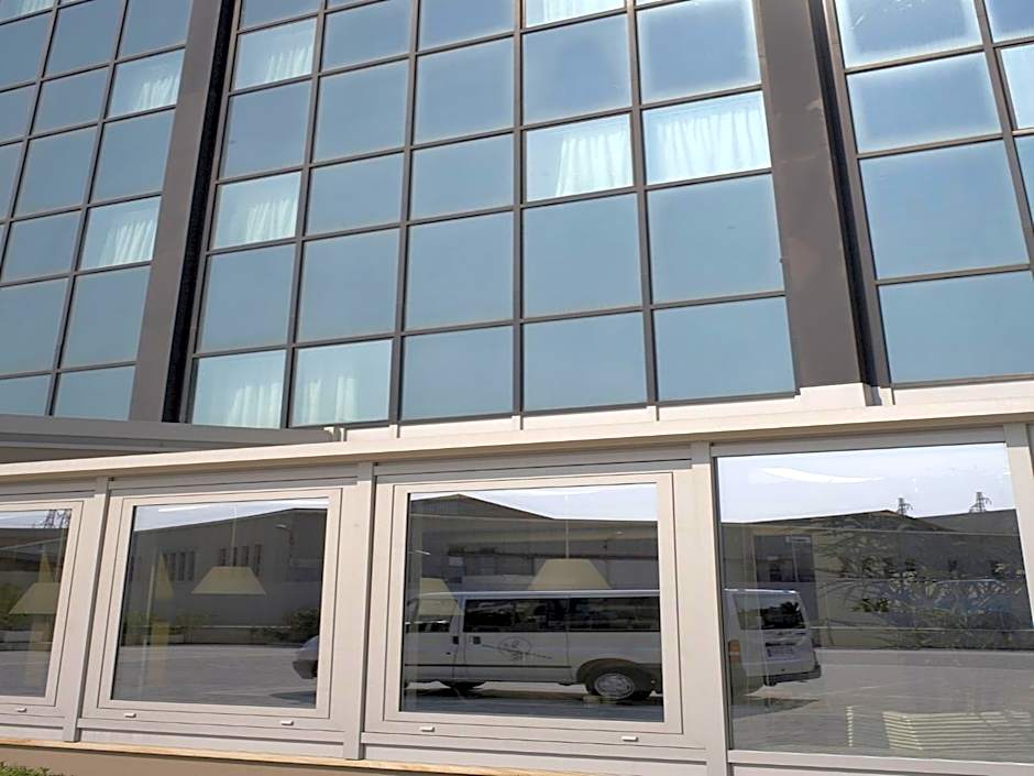 Hotel Montini Linate Airport