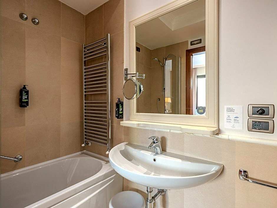 B&B HOTEL Firenze Pitti Palace al Ponte Vecchio