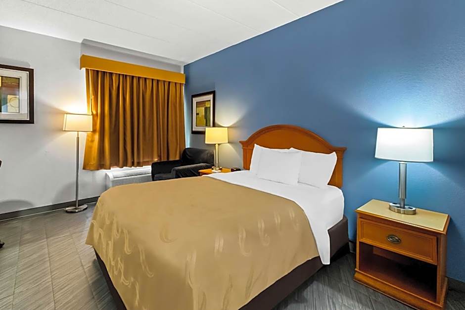 Quality Inn & Suites CVG Airport