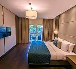 Photo 1 of 5 of Suite, Bathtub, Balcony