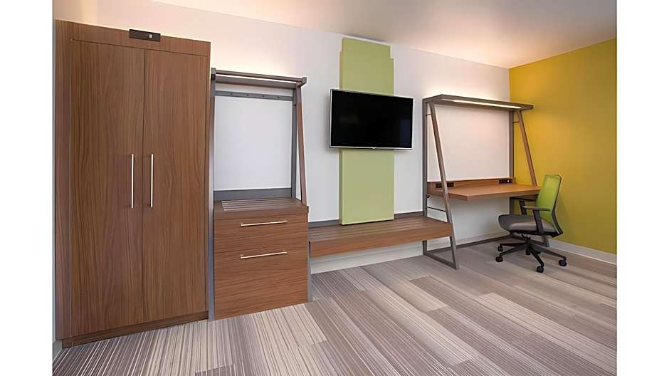 Holiday Inn Express & Suites Perryville I-55 By IHG