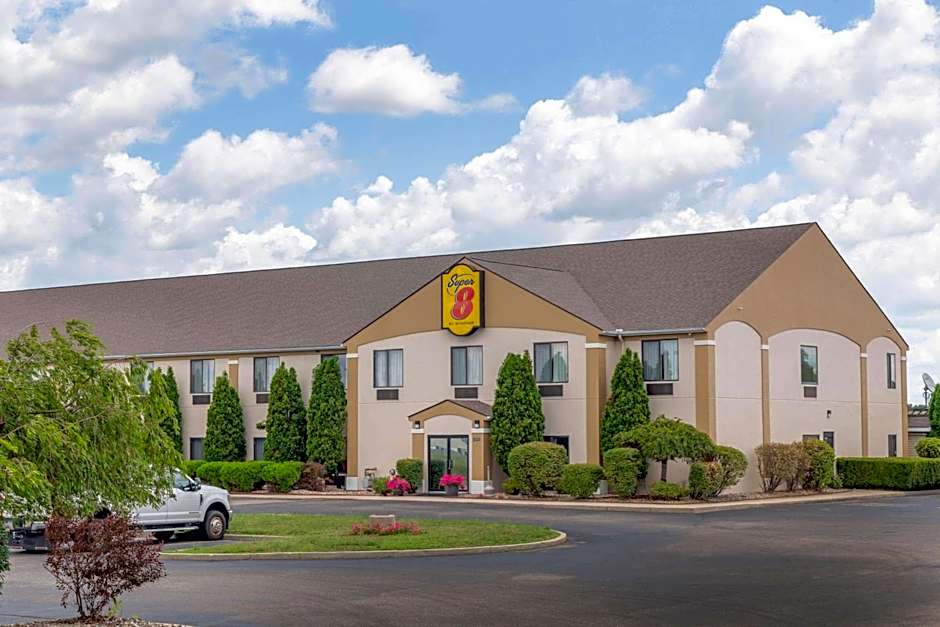 Super 8 by Wyndham Goshen