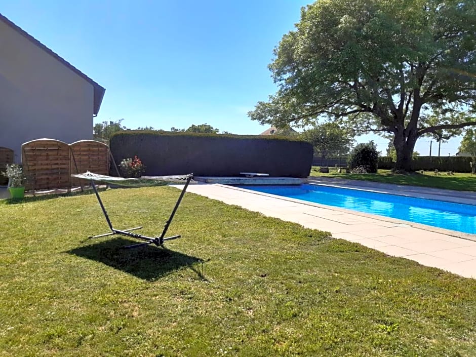 Jacuzzi, Arcade et Repas compris