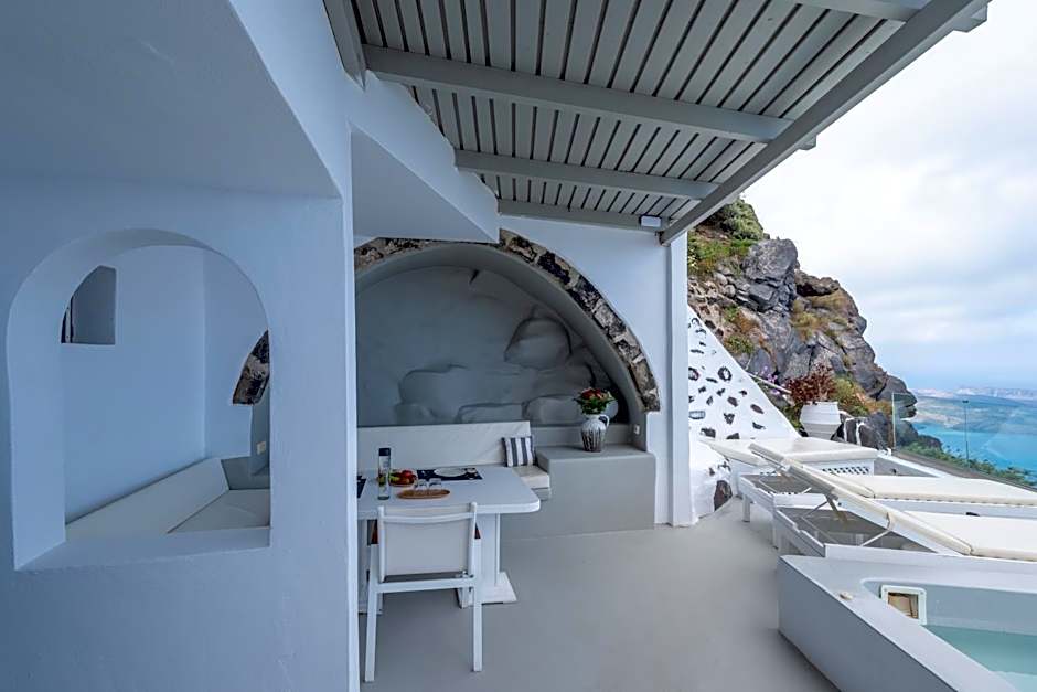 Anemos Cave Suites