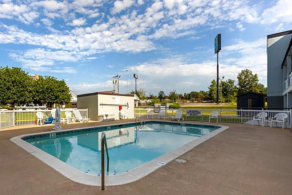 Quality Inn Jackson Northwest