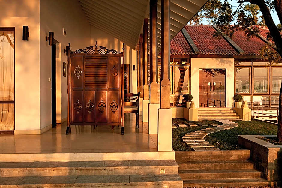 Ekho Lake House Polonnaruwa