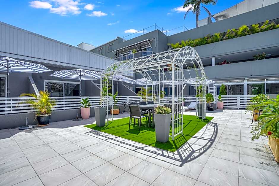 Nelson Towers Motel & Apartments